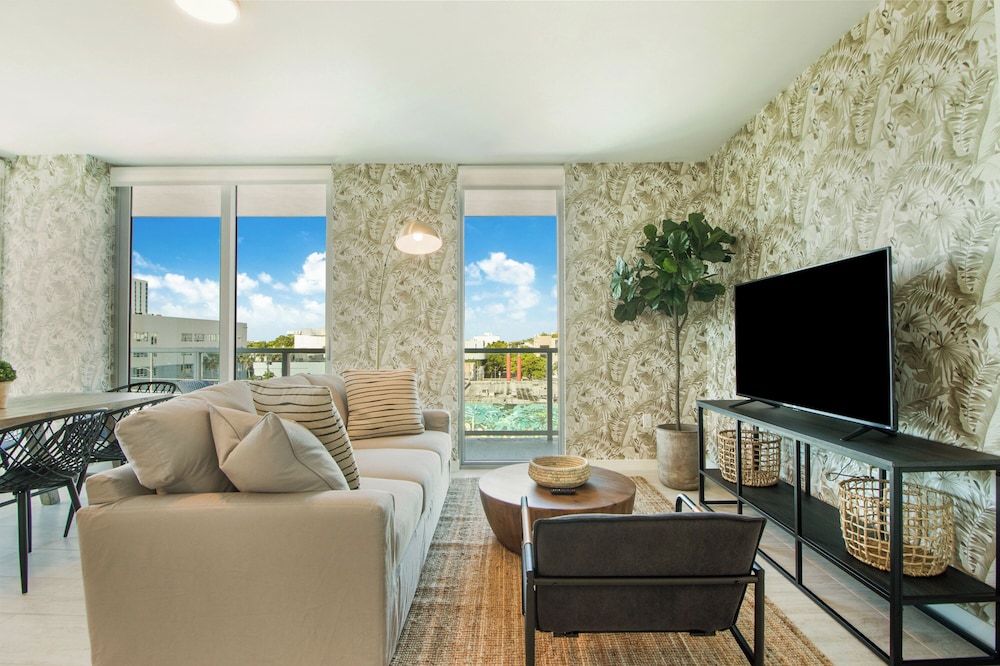 City View 2 bedroom Apartment with Balcony