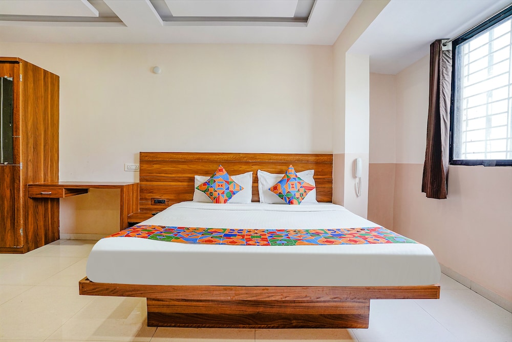 Deluxe Room - Photo 1
