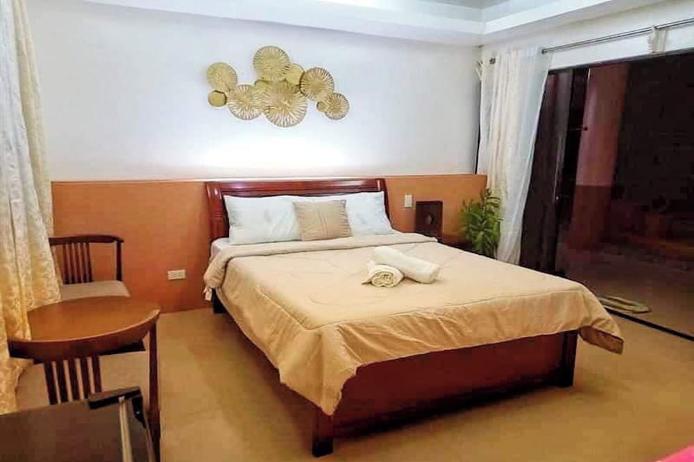 Sunset View Room