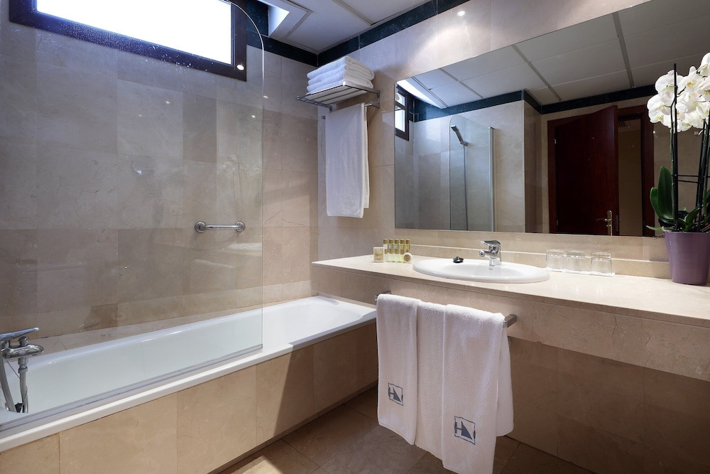 Triple Room - Photo 1