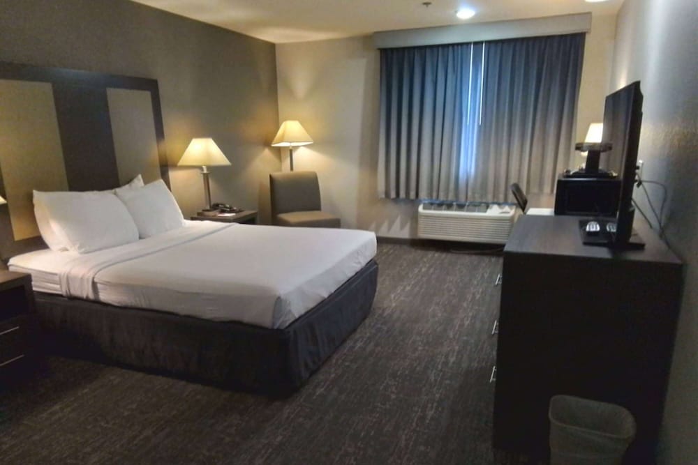 Room, 1 Queen Bed, Non Smoking - Photo 1