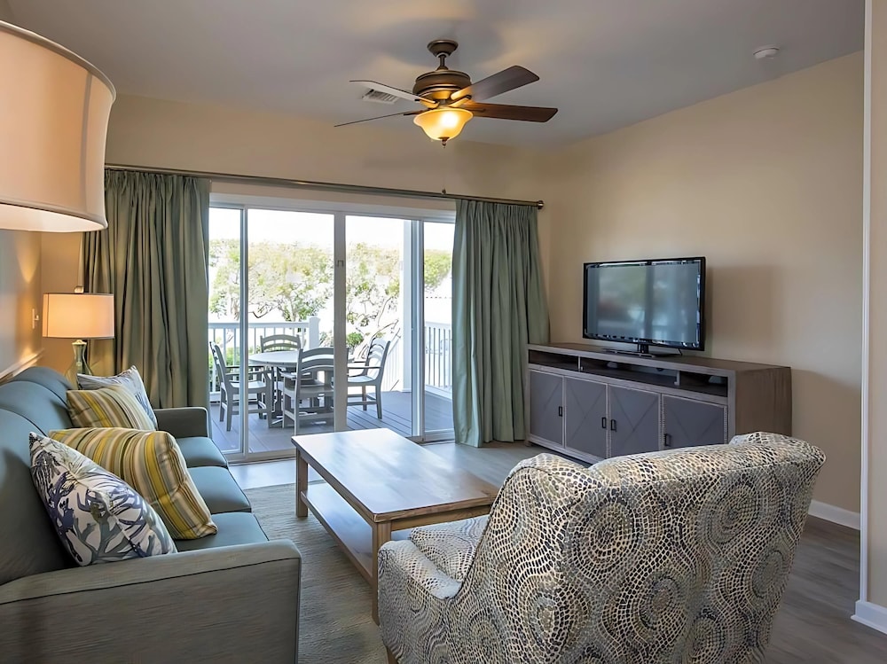 2 Bedroom Villa - Queen/Twins