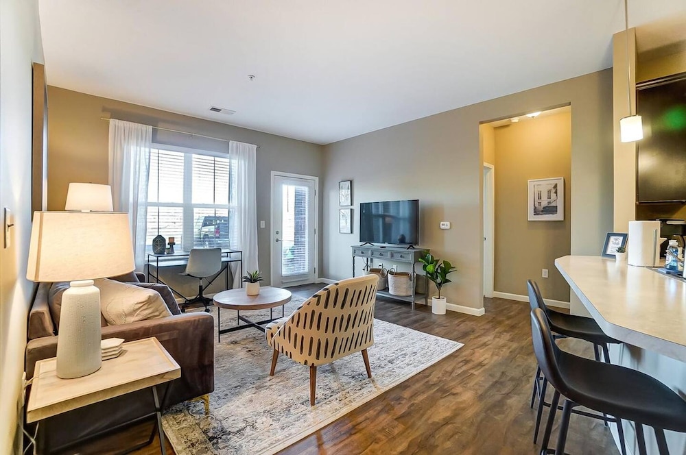 Lux Dublin 2BR 1st Floor W D Pet Friendly, Billede 45