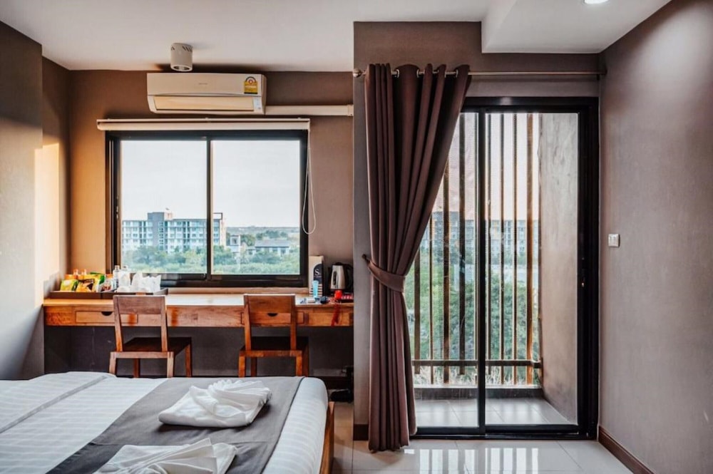 Superior Double or Twin Room photo 2