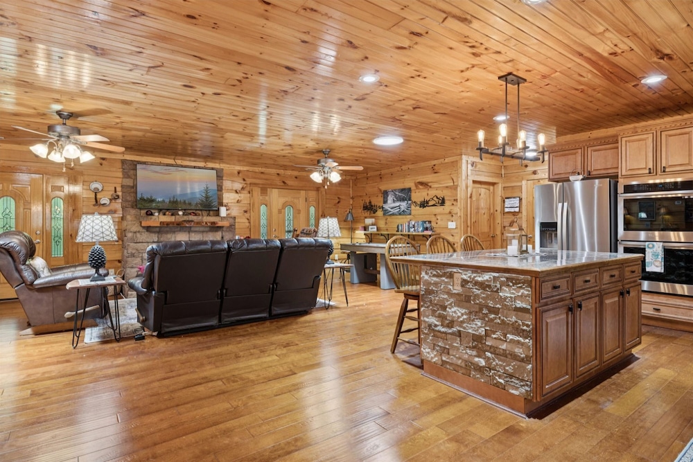 Cozy Cottage w EV Charger Firepit Bed Swing, 사진 22