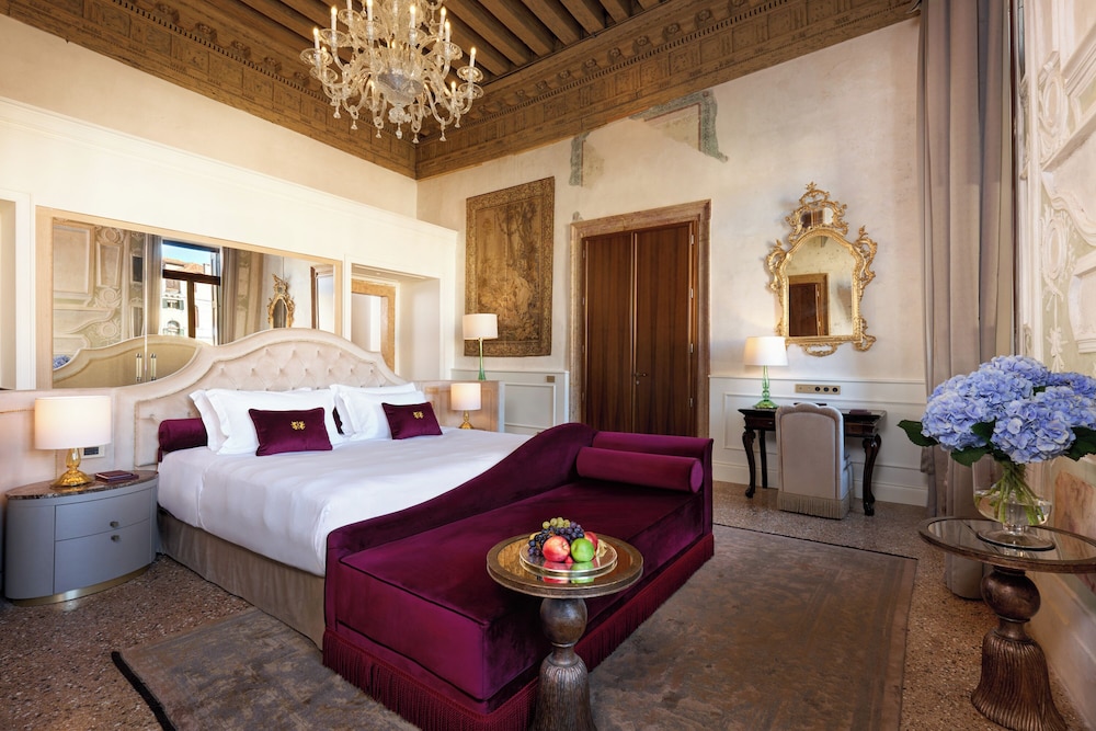 Premium Junior Suite Gran Canal view photo 1