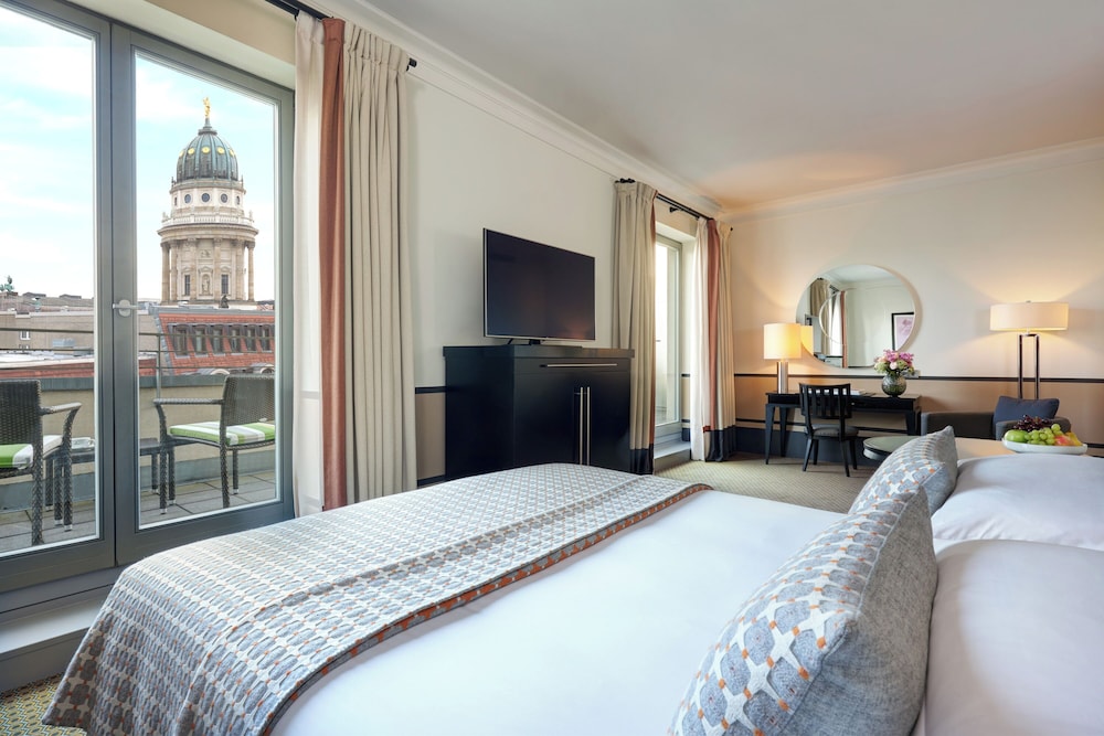 Premier Room - Photo 3