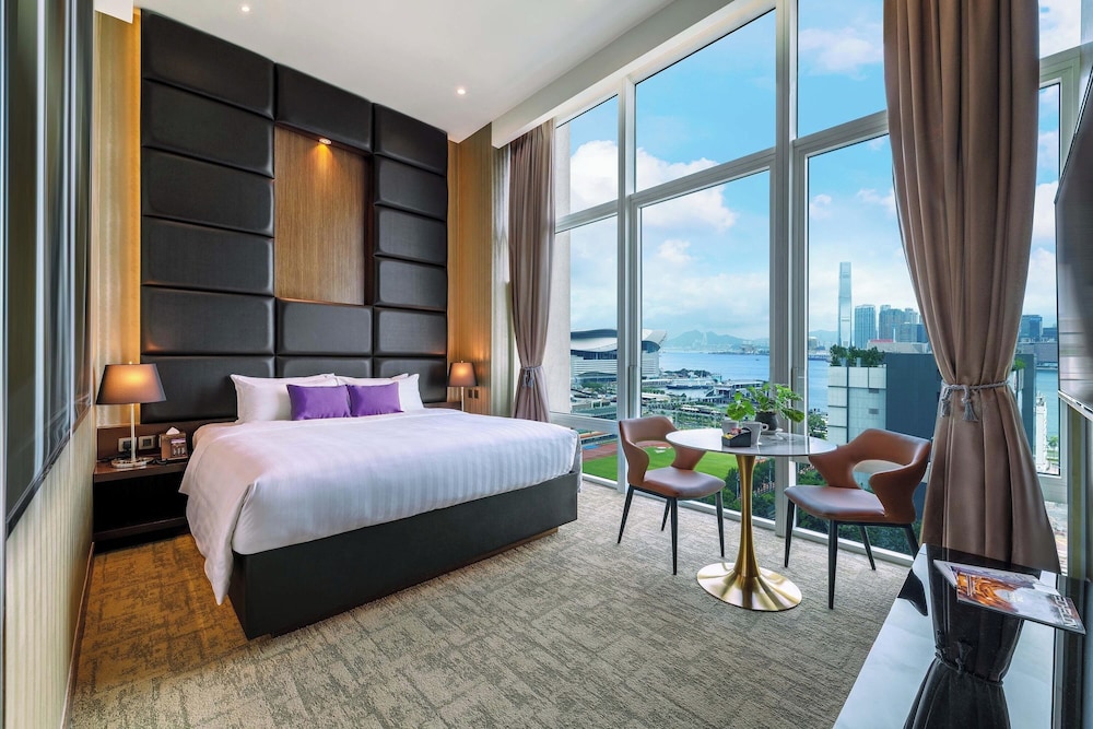 Victoria Harbour Suite