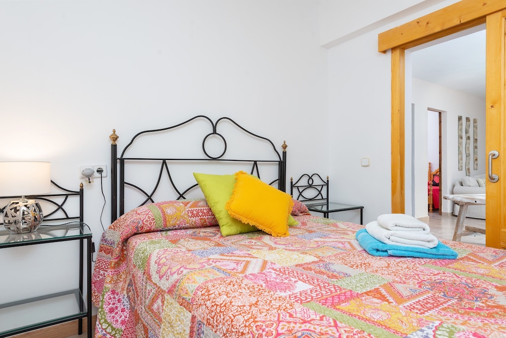 Villa photo 3