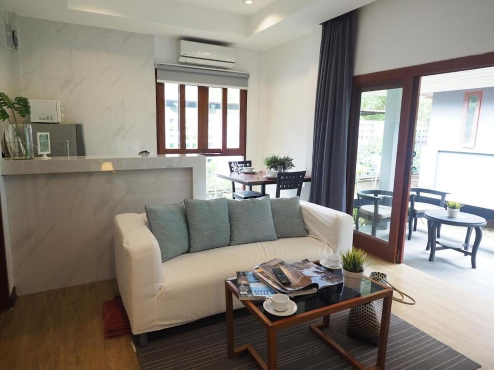Superior Suite Garden Side Villa - Photo 13