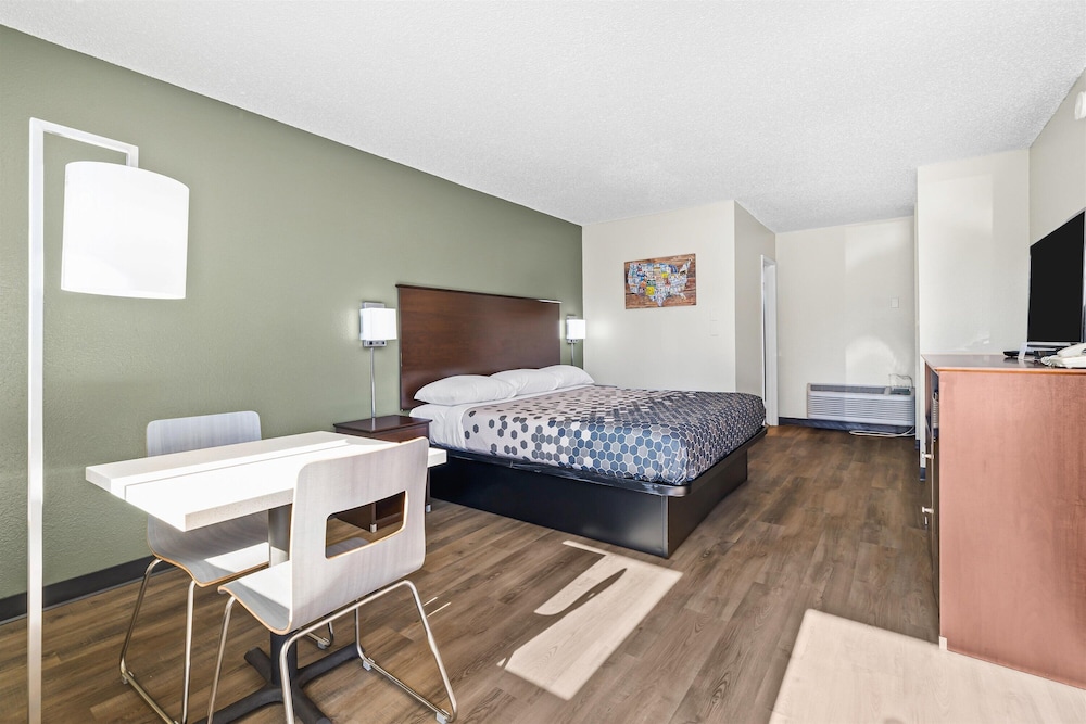 Standard Room - Photo 1