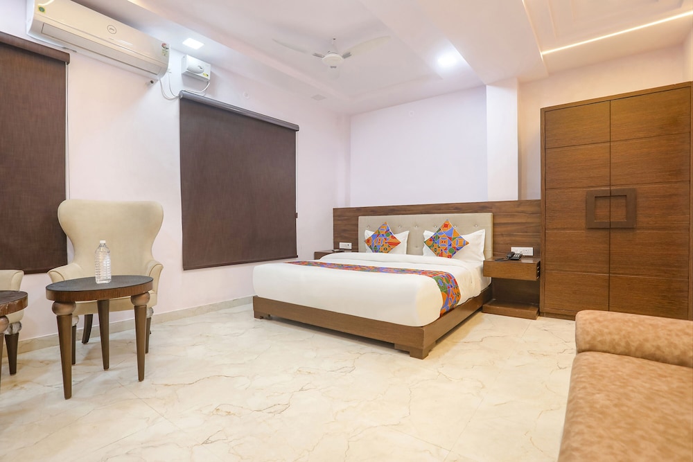 Luxury Suite photo 2
