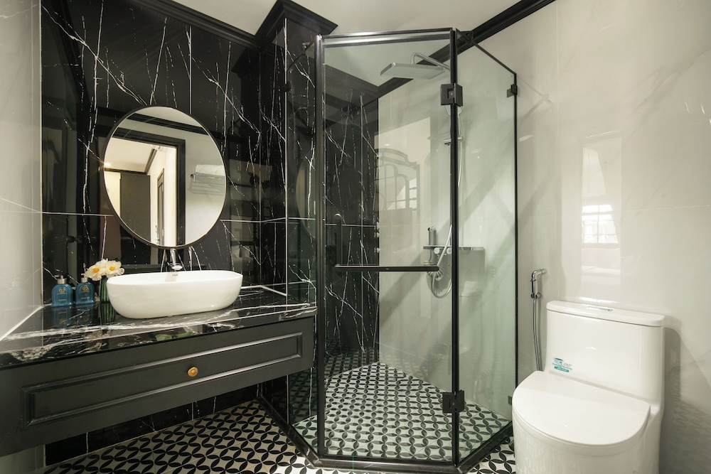Executive Double Room, City View - Photo 15