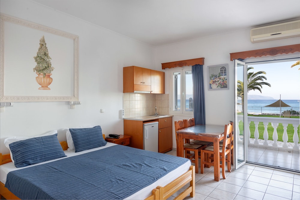 Standard Double Room, Sea View