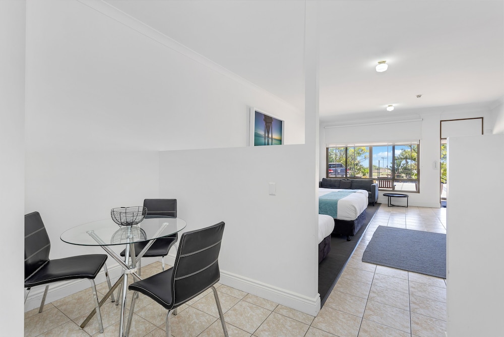 Family Suite, Ground Floor photo 2