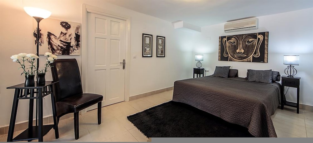 Andrago in Teulada With 6 Bedrooms and 5 Bathrooms, 사진 13