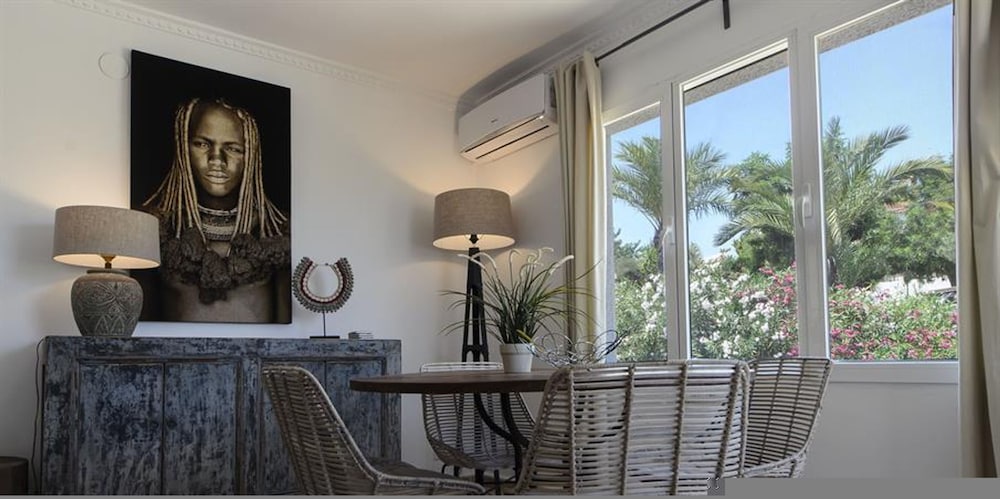 Andrago in Teulada With 6 Bedrooms and 5 Bathrooms, 사진 22