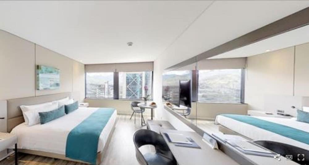Standard Room, 1 King Bed - Photo 4