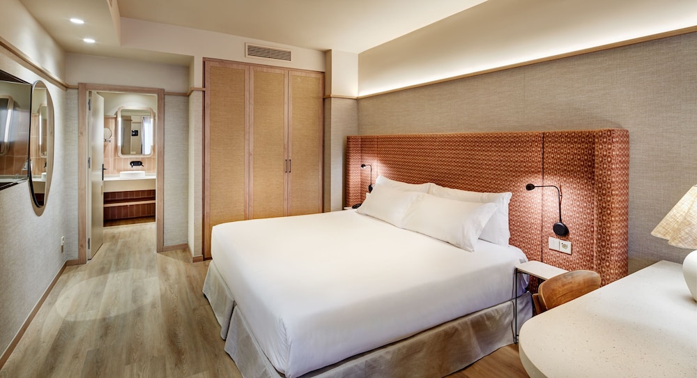Superior Double Room - Photo 3