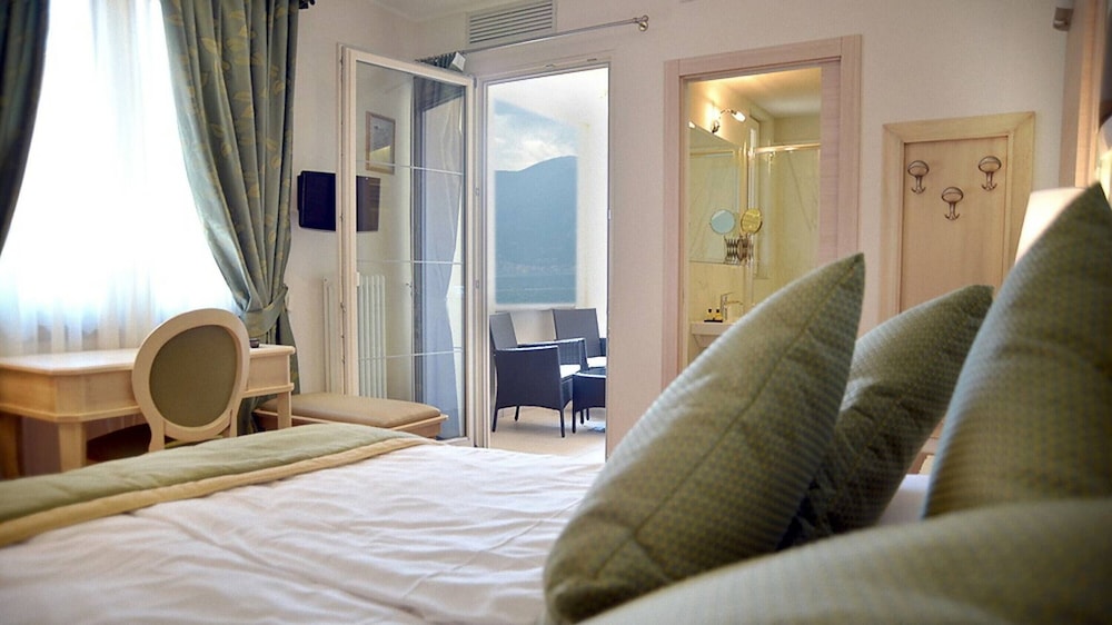 Comfort Double Room, 1 Queen Bed, Refrigerator