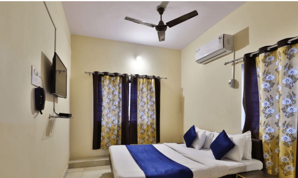 Comfort Non AC Room