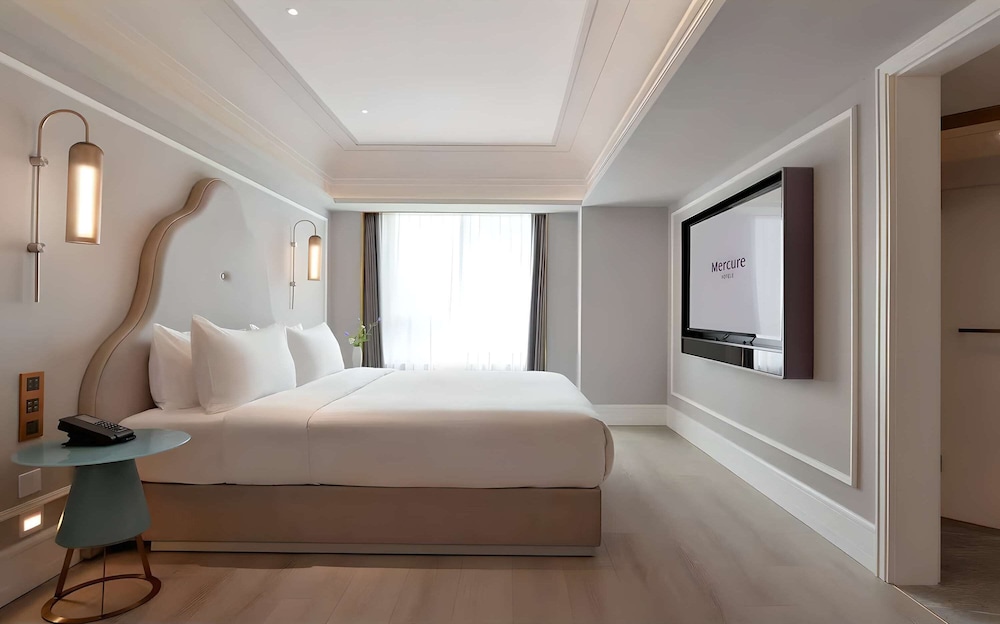 Privilege, Room, 1 King Bed