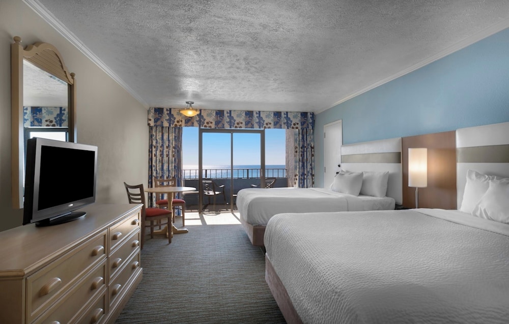 Oceanfront 2 Queen Efficiency photo 1