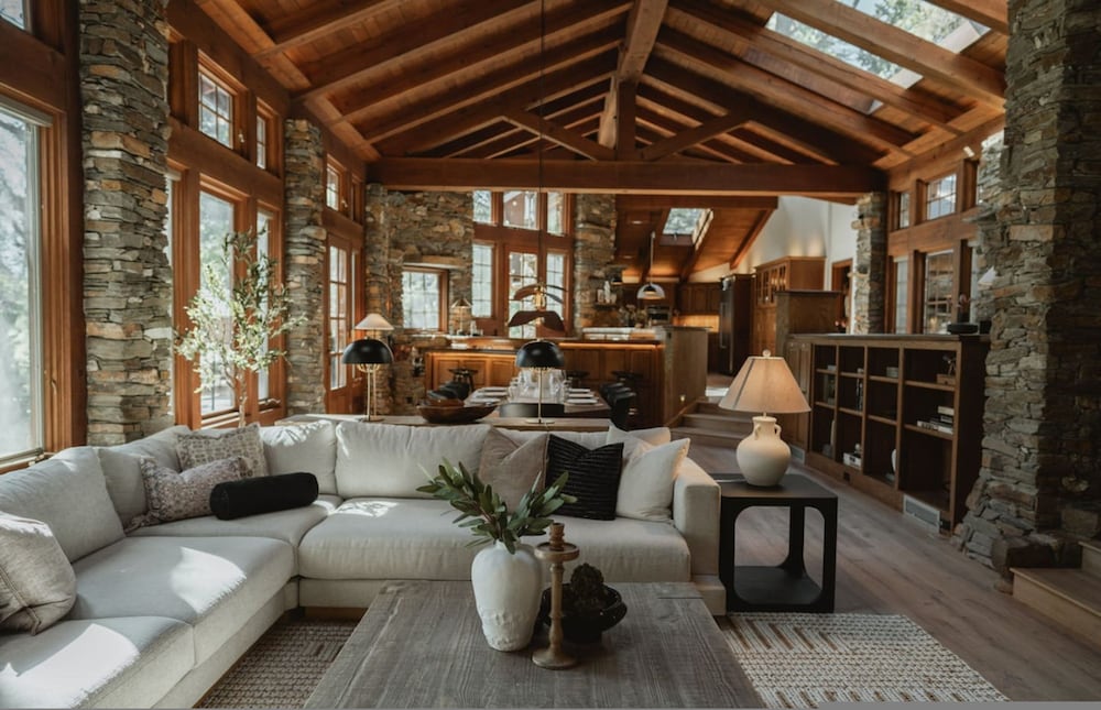 Villa photo 1