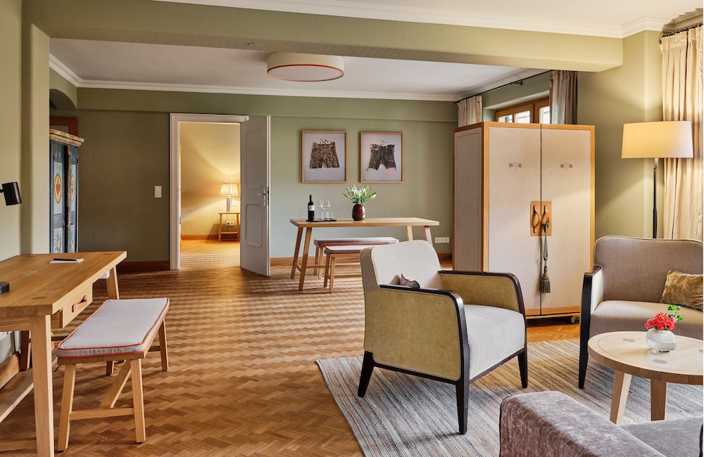 Grand Suite, 2 Bedrooms, Balcony, Garden Area photo