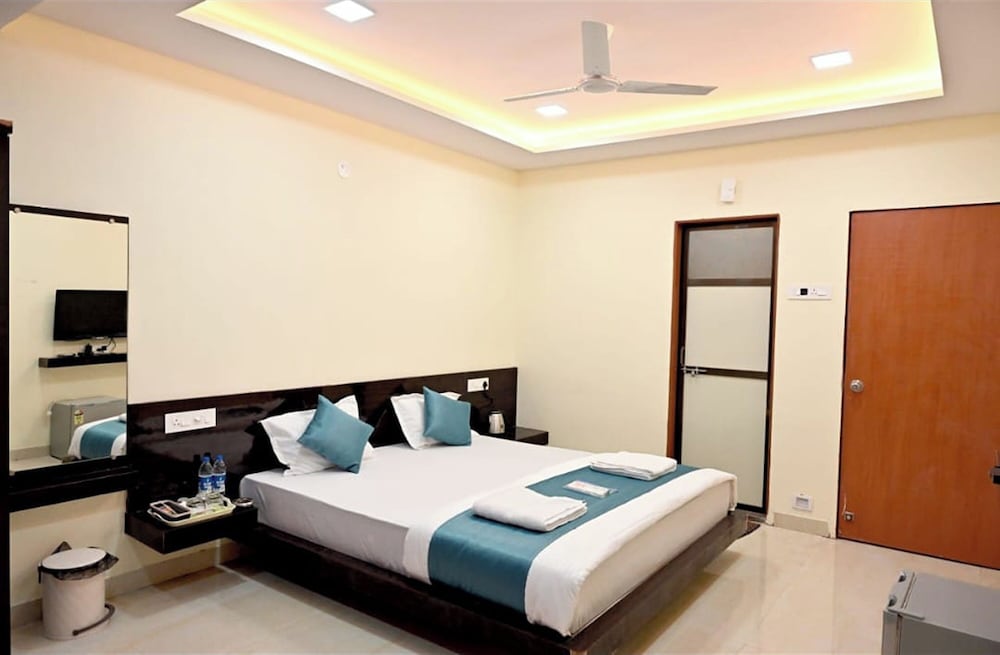 Deluxe Room, Bathtub