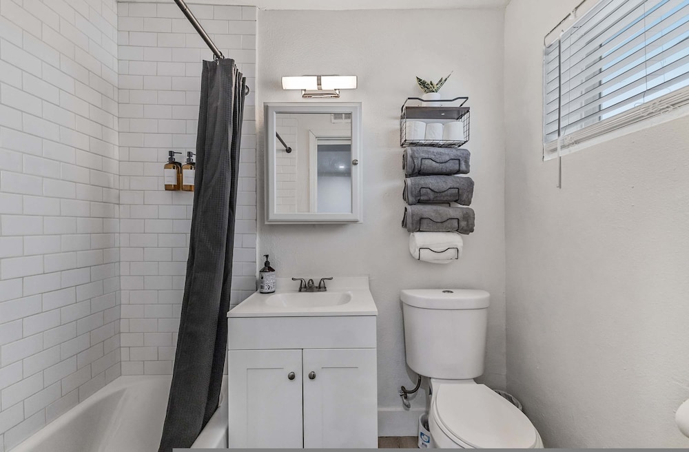 1BD Montrose Living Prime Location Comfy Beds (No translation as there's no general term to translate), Billede 32
