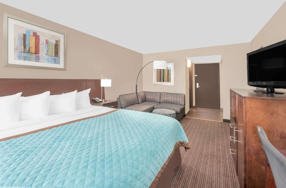 Executive Room, 1 King Bed, Non Smoking - Photo 4