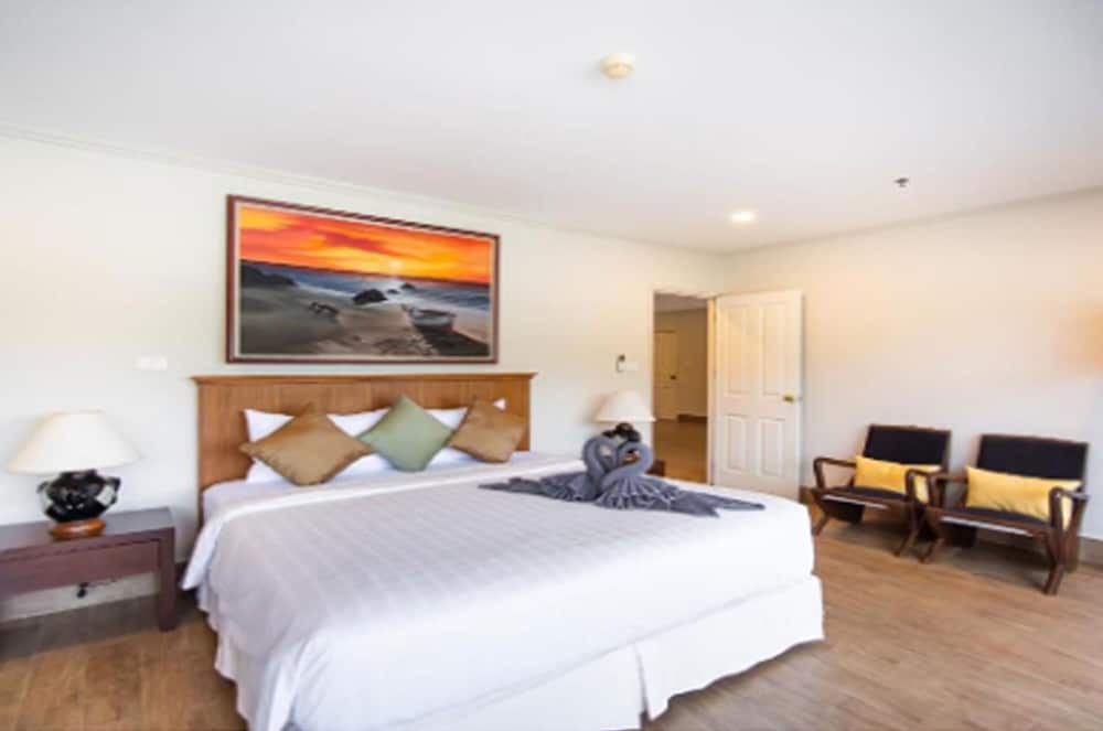Standard Apartment, 2 Bedrooms, City View