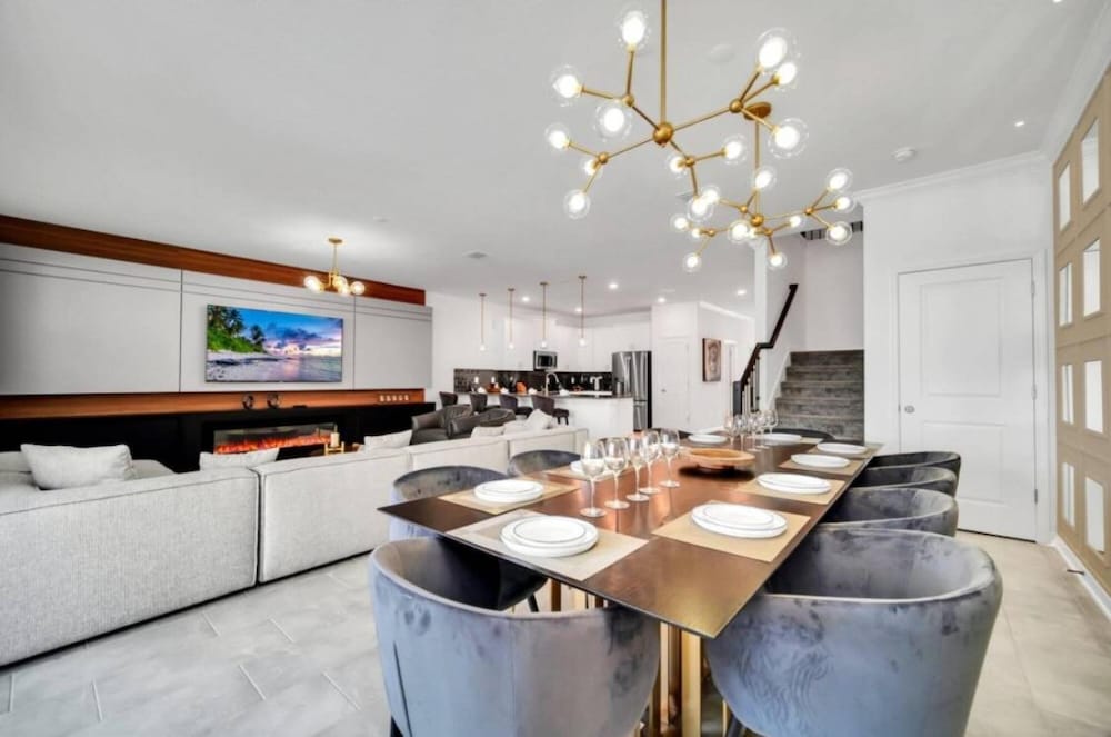 New Home at Storey Lake 9 Bedrooms and 5 Bathrooms, Foto 84