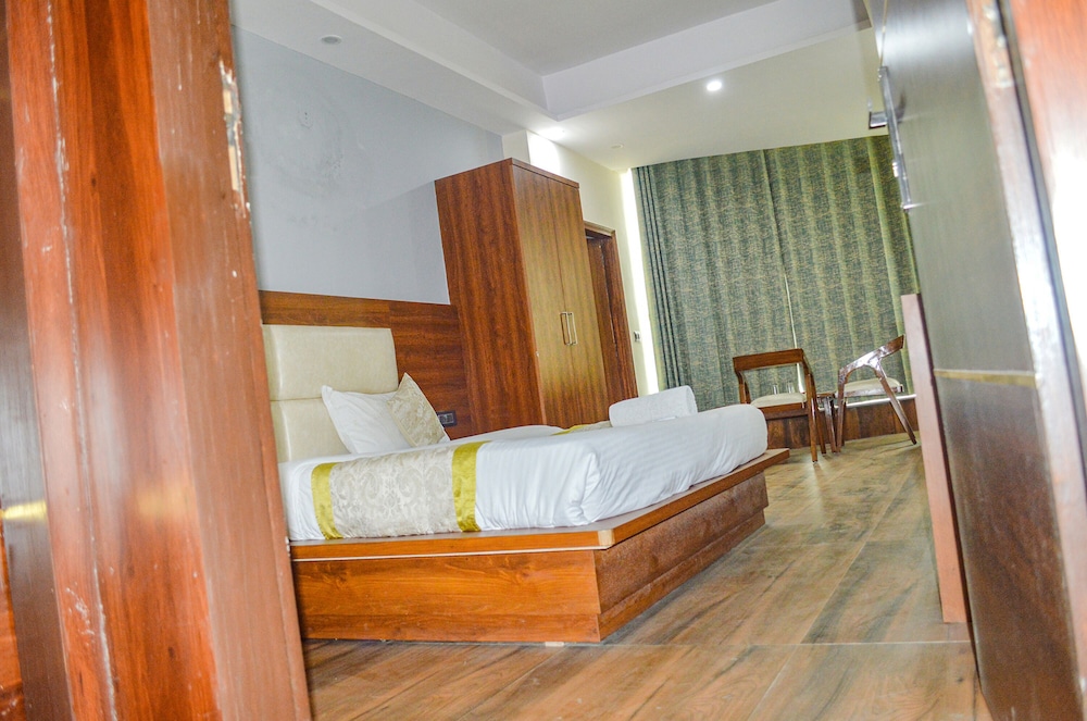 Premium Room - Photo 2