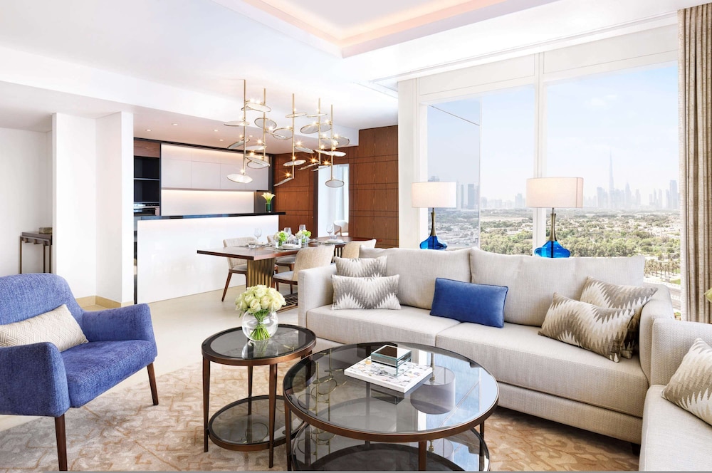 Apartment, 2 Bedrooms, King And Twin Bedrooms, Living Room - City View