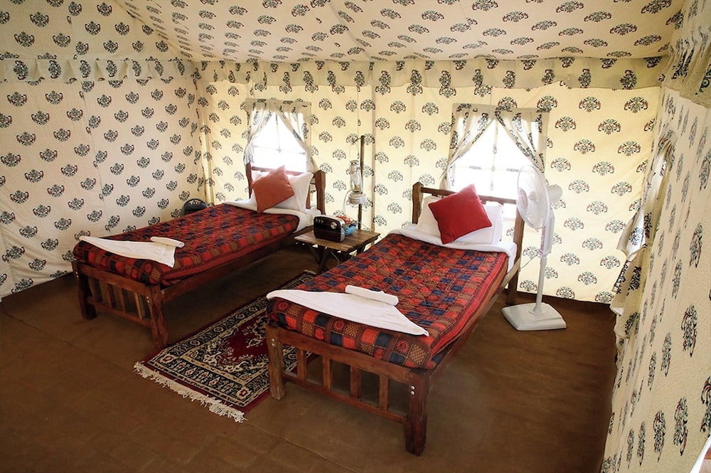 Deluxe Tent