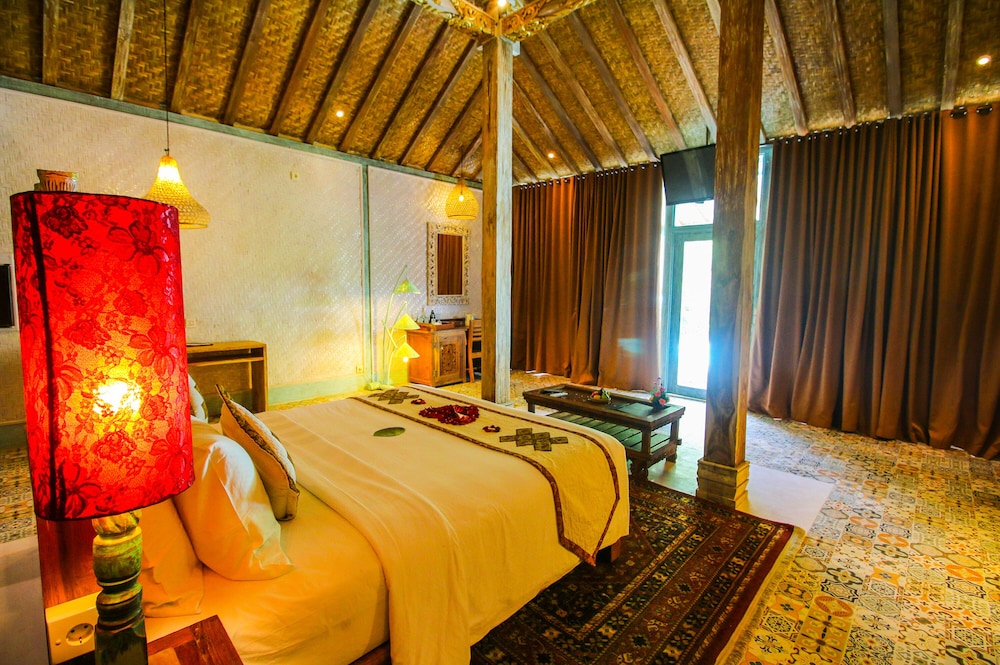 Royal Villa - Photo 14