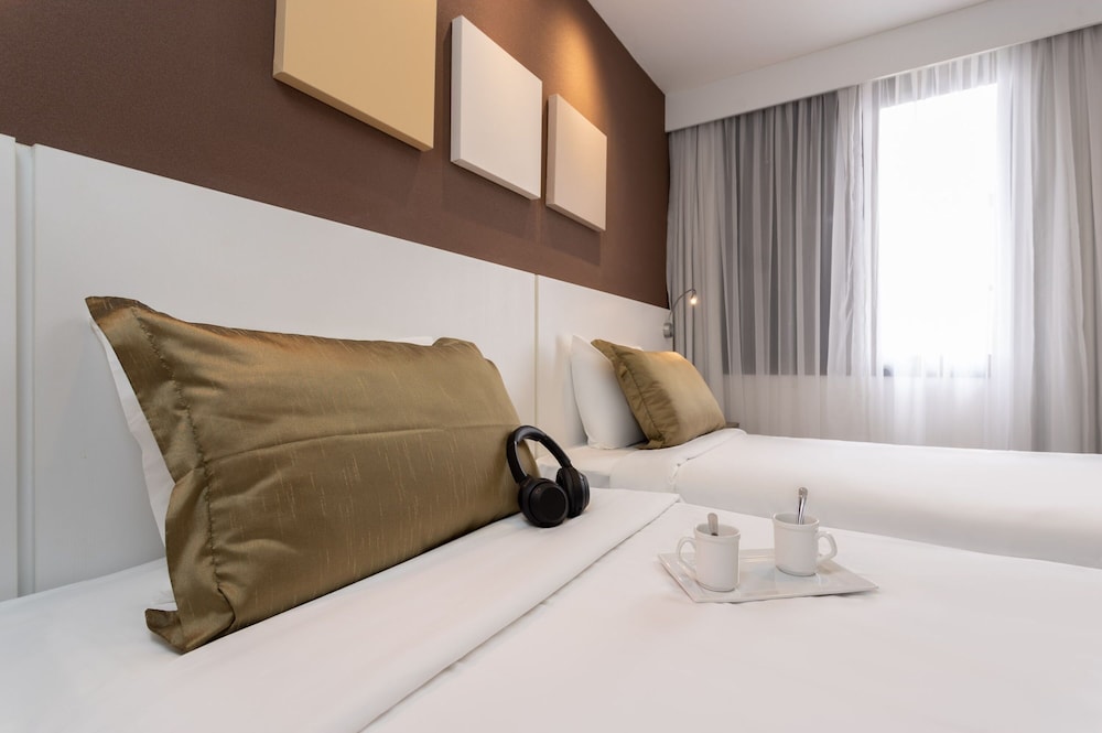 Standard Single Room, 2 Twin Beds photo 1