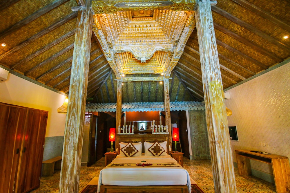 Royal Villa - Photo 15