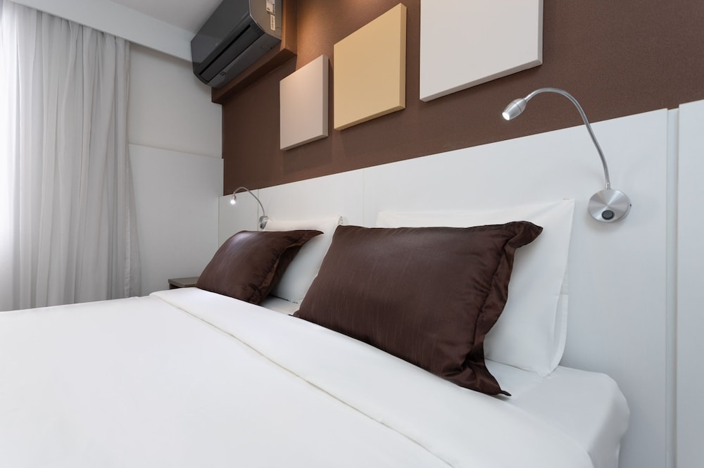 Standard Single Room, 2 Twin Beds photo 2