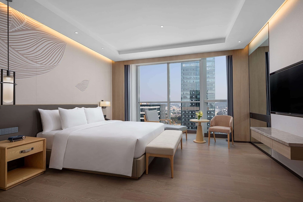 Superior Suite, 1 King Bed, Non Smoking