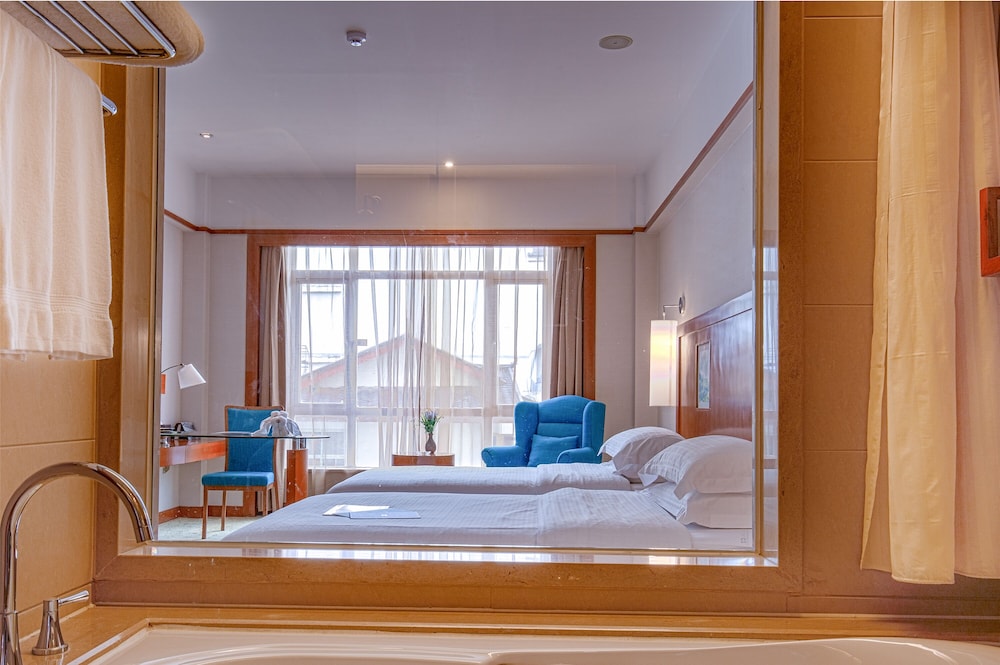 Superior Room, 2 Twin Beds - Photo 5