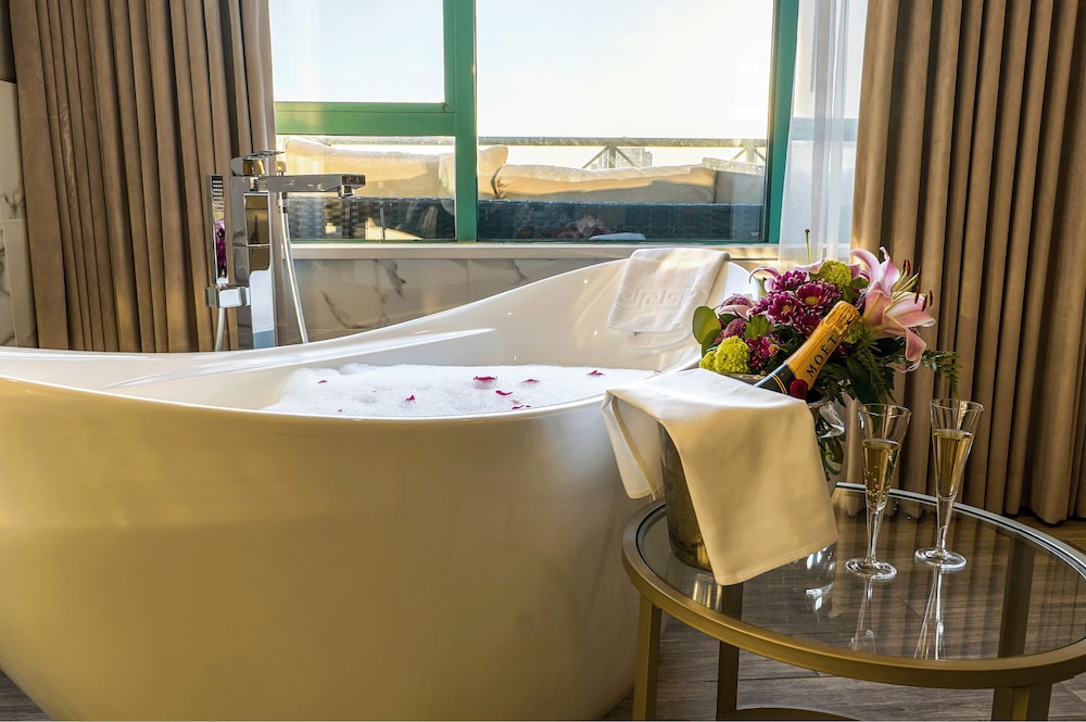 Penthouse King - Photo 14