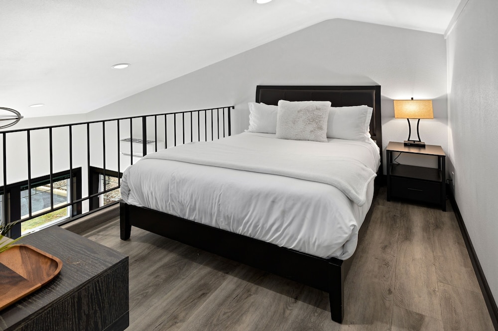 Comfort Loft (Not pet friendly) photo 2