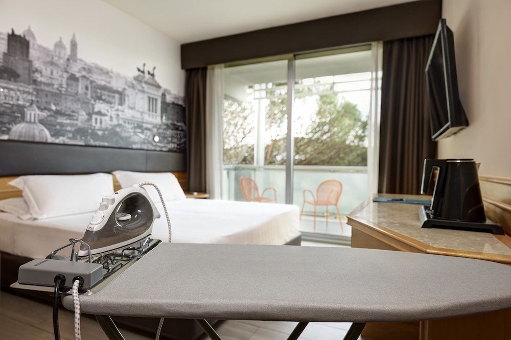 Executive Room photo 3