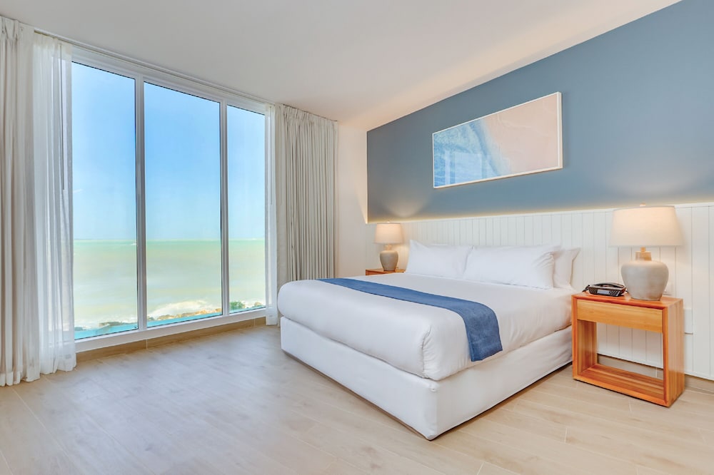 Premium Sea View King