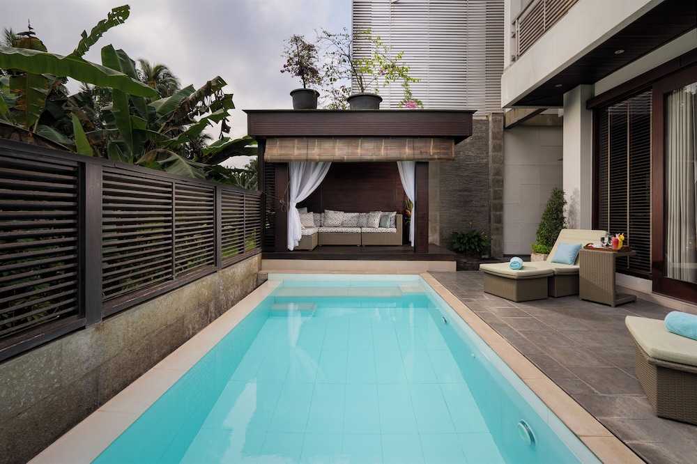 Two Bedroom Emerald Villa with Private Pool