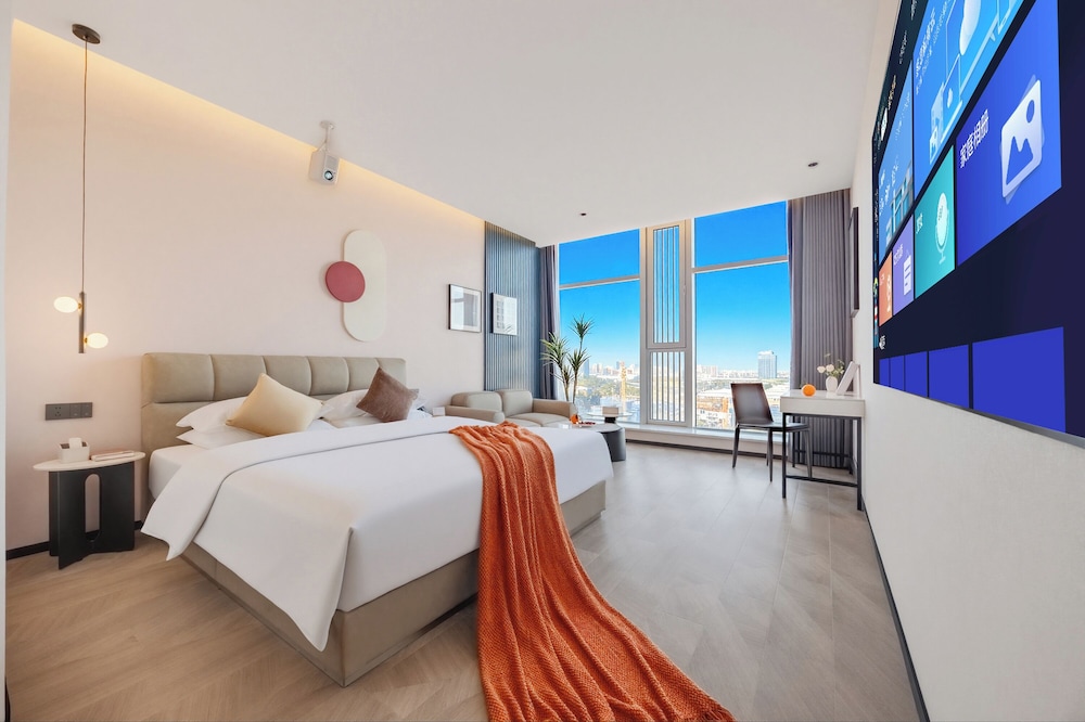 Comfort Double Room, City View