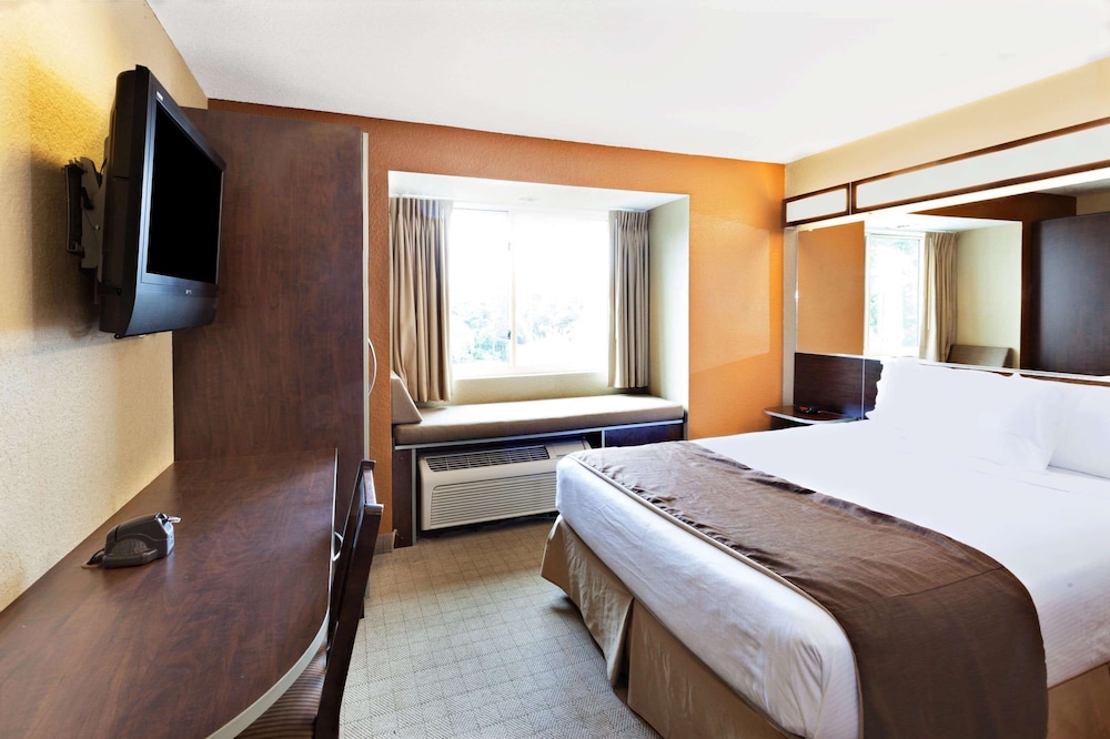 Room, 1 Queen Bed, Non Smoking - Photo 1
